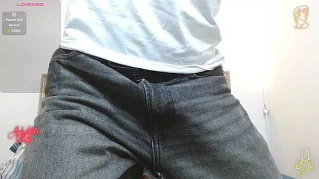 oliver   saint online show from 04-14-26, 11:32