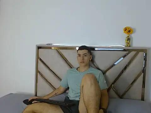 oliver   saint online show from 03-03-26, 12:39