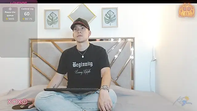 oliver   saint online show from 03-28-26, 11:17