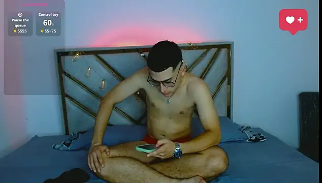 oliver   saint online show from 03-10-26, 11:53