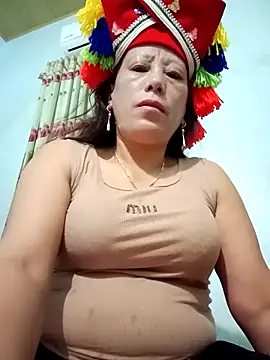 Snapshot of JenyLy68 chatting on 03-27-26, 09:05 JenyLy68 online show from 03-27-26, 09:05