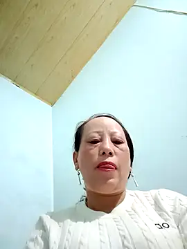 Snapshot of JenyLy68 chatting on 03-14-26, 09:21 JenyLy68 online show from 03-14-26, 09:21