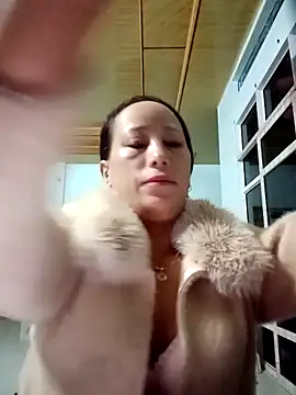 Snapshot of JenyLy68 chatting on 03-05-26, 10:05 JenyLy68 online show from 03-05-26, 10:05