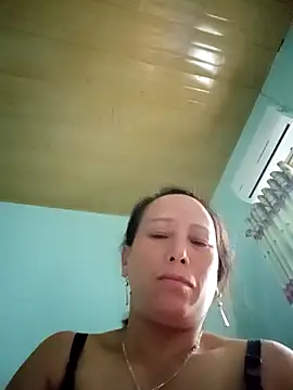 Snapshot of JenyLy68 chatting on 03-05-26, 07:27 JenyLy68 online show from 03-05-26, 07:27