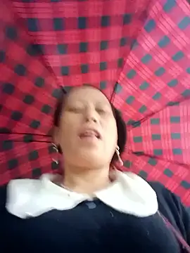 Snapshot of JenyLy68 chatting on 03-09-26, 09:35 JenyLy68 online show from 03-09-26, 09:35