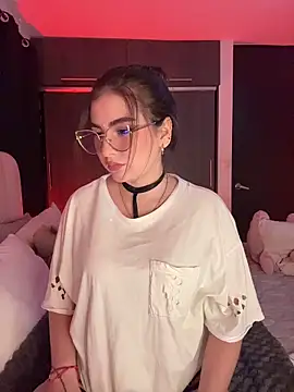 SamanthaValmont online show from 04-03-26, 11:11