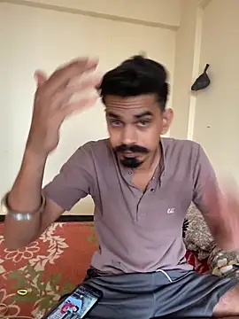 LOVELUST02 online show from 04-07-26, 10:50