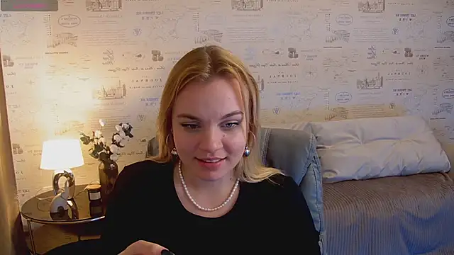 Glow Margo online show from 05-06-26, 02:59