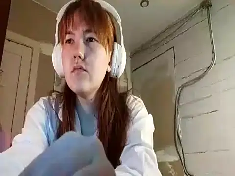 Snapshot of DinaFirebird chatting on 02-27-26, 08:58 DinaFirebird online show from 02-27-26, 08:58