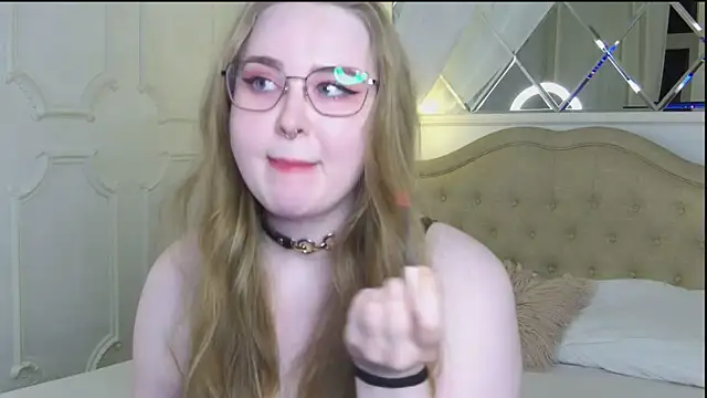 AprilHudson online show from 05-16-26, 04:55