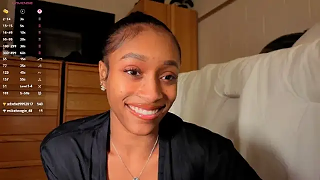 Snapshot of cutieeeva1 chatting on 04-12-26, 02:48 cutieeeva1 online show from 04-12-26, 02:48
