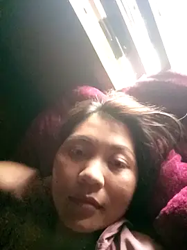 Linhna20 online show from 04-01-26, 02:24