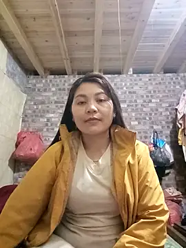 Linhna20 online show from 03-12-26, 09:02