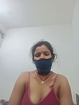 Hot chani online show from 05-15-26, 11:25