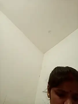 Hot chani online show from 03-27-26, 08:26