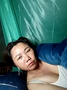 lyly sexx online show from 05-05-26, 04:32