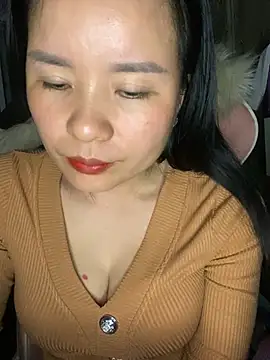 Ivy Trix2 online show from 03-11-26, 06:46