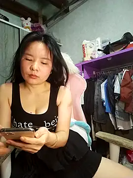 Ivy Trix2 online show from 05-15-26, 03:59