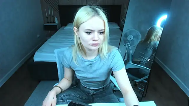 Tessa Ashe online show from 04-07-26, 09:22