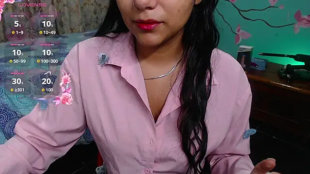 NoelleVireaux online show from 03-05-26, 12:13