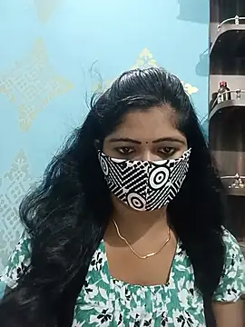 Snapshot of Hey__honey chatting on 06-18-26, 07:40 Hey honey online show from 06-18-26, 07:40