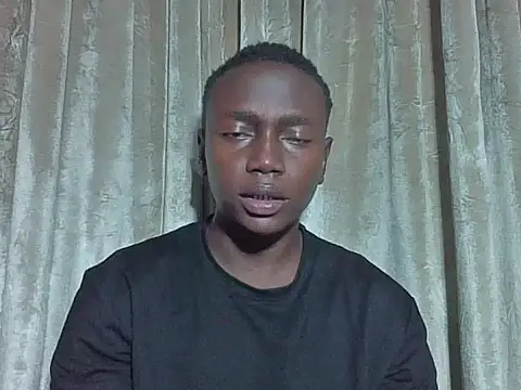 Snapshot of darkerberryguy chatting on 03-01-26, 09:37 darkerberryguy online show from 03-01-26, 09:37