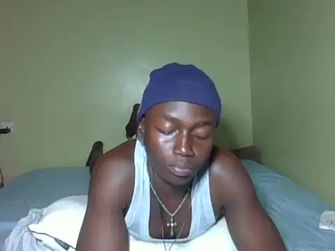 darkerberryguy online show from 04-24-26, 09:44