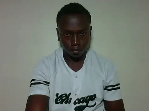 Snapshot of darkerberryguy chatting on 03-03-26, 01:40 darkerberryguy online show from 03-03-26, 01:40