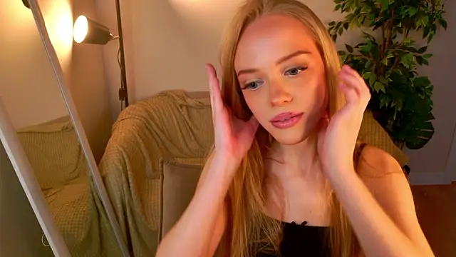 Dear Tessa online show from 03-04-26, 03:09