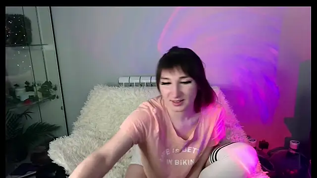 Birdie Kiss online show from 03-26-26, 03:32