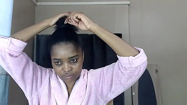 LexyDiana online show from 05-28-26, 06:10