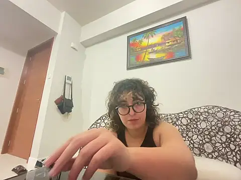 Snapshot of yassiestar chatting on 02-26-26, 08:20 yassiestar online show from 02-26-26, 08:20