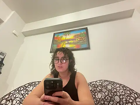 Snapshot of yassiestar chatting on 03-01-26, 08:31 yassiestar online show from 03-01-26, 08:31