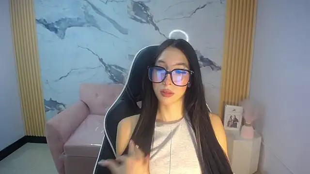 Snapshot of Roma_ch1 chatting on 03-07-26, 12:54 Roma ch1 online show from 03-07-26, 12:54