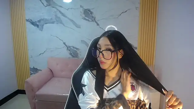 Snapshot of Roma_ch1 chatting on 03-21-26, 12:53 Roma ch1 online show from 03-21-26, 12:53