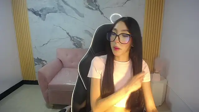 Snapshot of Roma_ch1 chatting on 03-11-26, 12:43 Roma ch1 online show from 03-11-26, 12:43