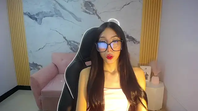 Snapshot of Roma_ch1 chatting on 03-17-26, 12:52 Roma ch1 online show from 03-17-26, 12:52