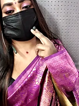 Cutie Nila online show from 05-18-26, 05:23