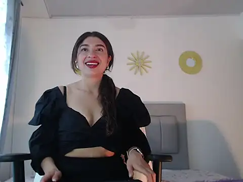 Julietaamado online show from 03-20-26, 02:07