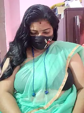 Snapshot of tamil_lathikaaa chatting on 03-04-26, 04:53 tamil lathikaaa online show from 03-04-26, 04:53