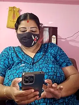 Snapshot of tamil_lathikaaa chatting on 03-10-26, 03:43 tamil lathikaaa online show from 03-10-26, 03:43