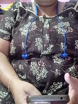 Snapshot of tamil_lathikaaa chatting on 03-08-26, 06:22 tamil lathikaaa online show from 03-08-26, 06:22