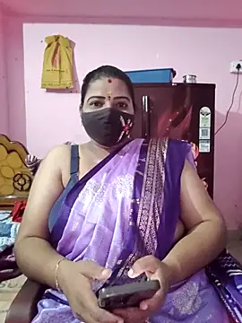 Snapshot of tamil_lathikaaa chatting on 04-16-26, 04:30 tamil lathikaaa online show from 04-16-26, 04:30