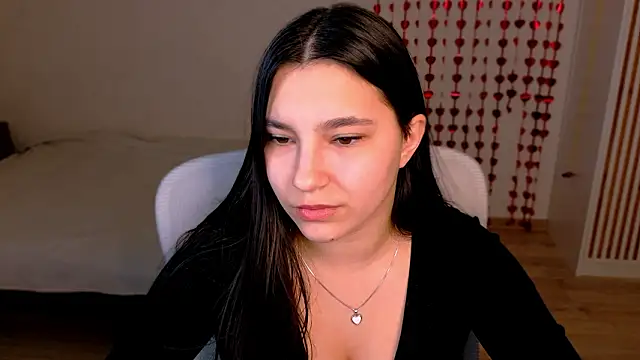 Snapshot of Ari_Grend chatting on 02-27-26, 04:40 Ari Grend online show from 02-27-26, 04:40