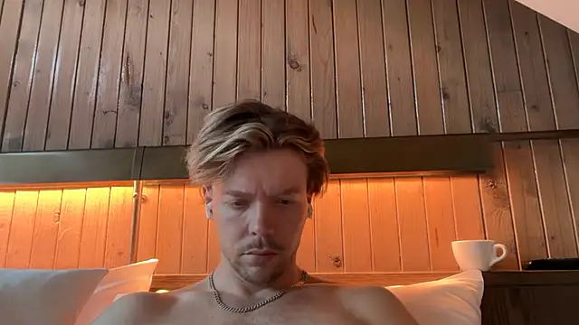 Snapshot of achillles67 chatting on 02-25-26, 03:45 achillles67 online show from 02-25-26, 03:45