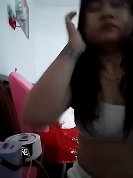 Snapshot of popping22 chatting on 02-28-26, 08:25 popping22 online show from 02-28-26, 08:25