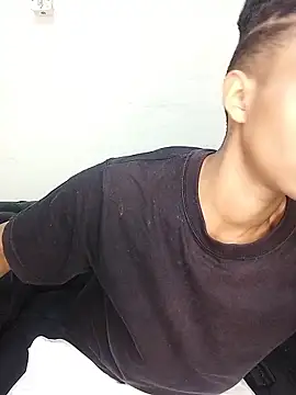 JANIELEE8XXXXX online show from 06-26-26, 11:21