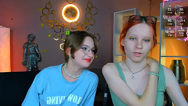 Snapshot of cassandra_nik chatting on 06-19-26, 12:22 cassandra nik online show from 06-19-26, 12:22