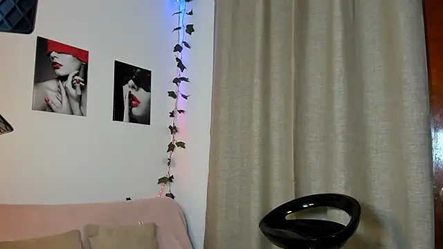 Rebeca Marchetti online show from 07-14-26, 08:48