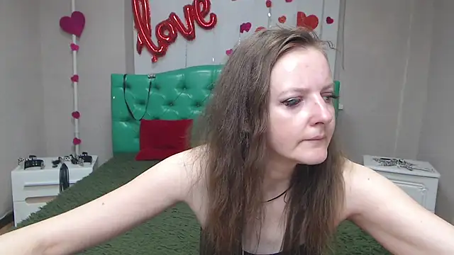 MeganPirs online show from 05-23-26, 05:06